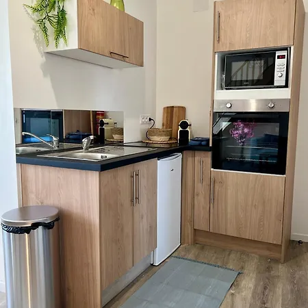 Loft Avec Entree Privative Nyaraló